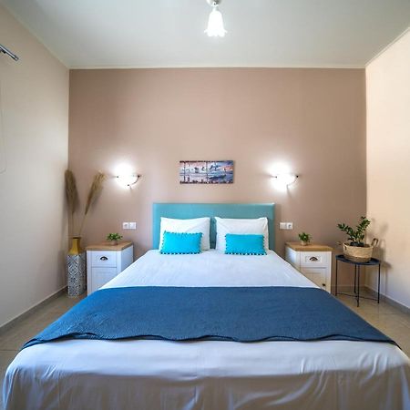 Iro City And Beach Boutique Homes Hriszí Aktí Haniá Kültér fotó