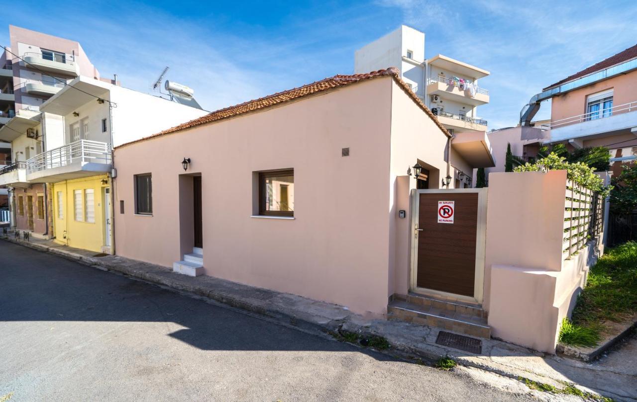 Iro City And Beach Boutique Homes Hriszí Aktí Haniá Kültér fotó
