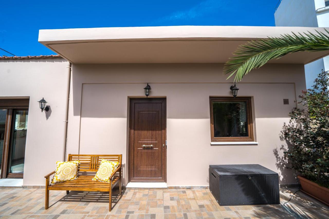Iro City And Beach Boutique Homes Hriszí Aktí Haniá Kültér fotó