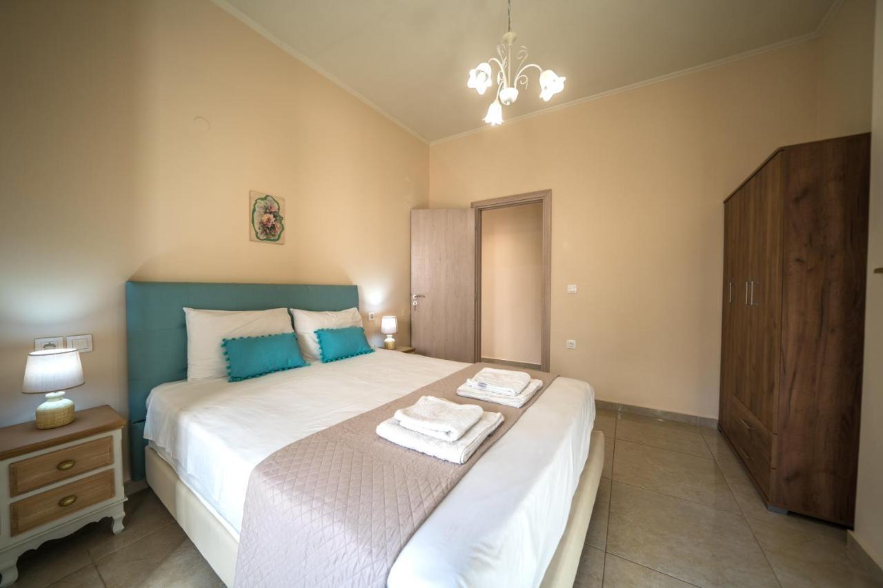 Iro City And Beach Boutique Homes Hriszí Aktí Haniá Kültér fotó