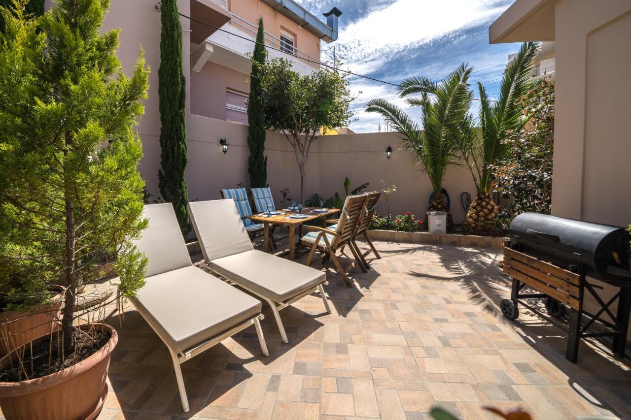 Iro City And Beach Boutique Homes Hriszí Aktí Haniá Kültér fotó