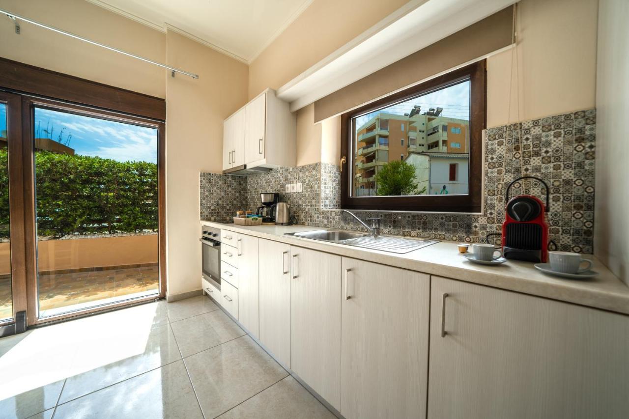 Iro City And Beach Boutique Homes Hriszí Aktí Haniá Kültér fotó