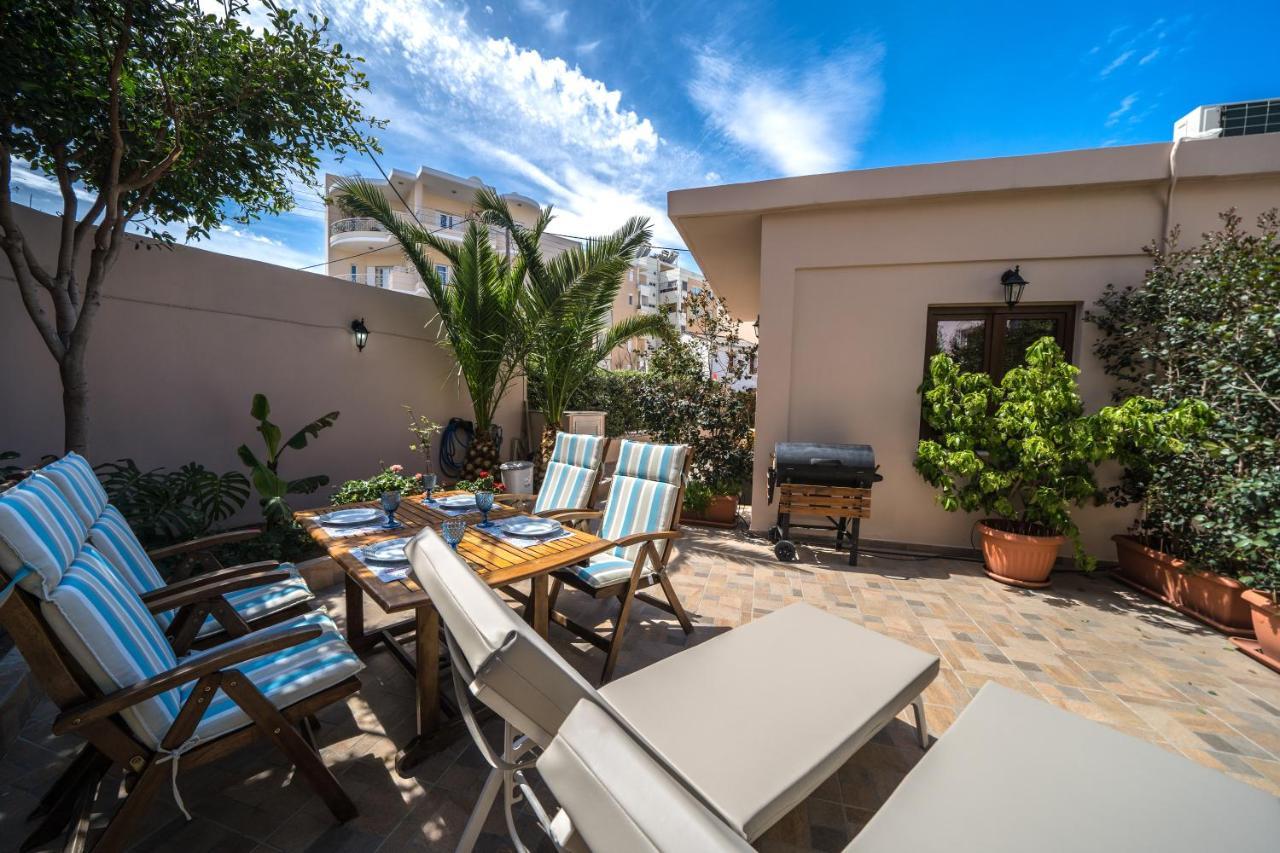 Iro City And Beach Boutique Homes Hriszí Aktí Haniá Kültér fotó