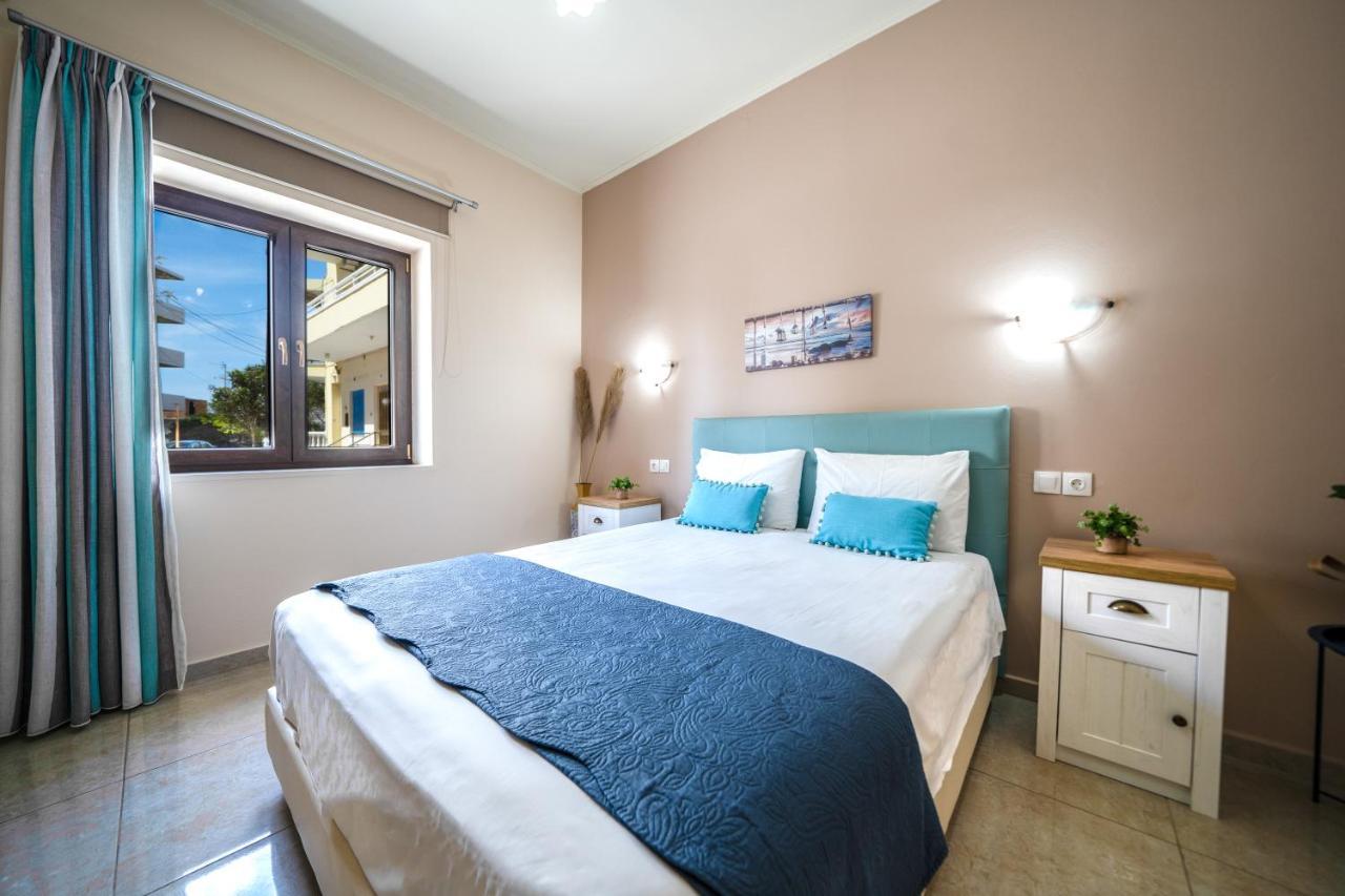 Iro City And Beach Boutique Homes Hriszí Aktí Haniá Kültér fotó